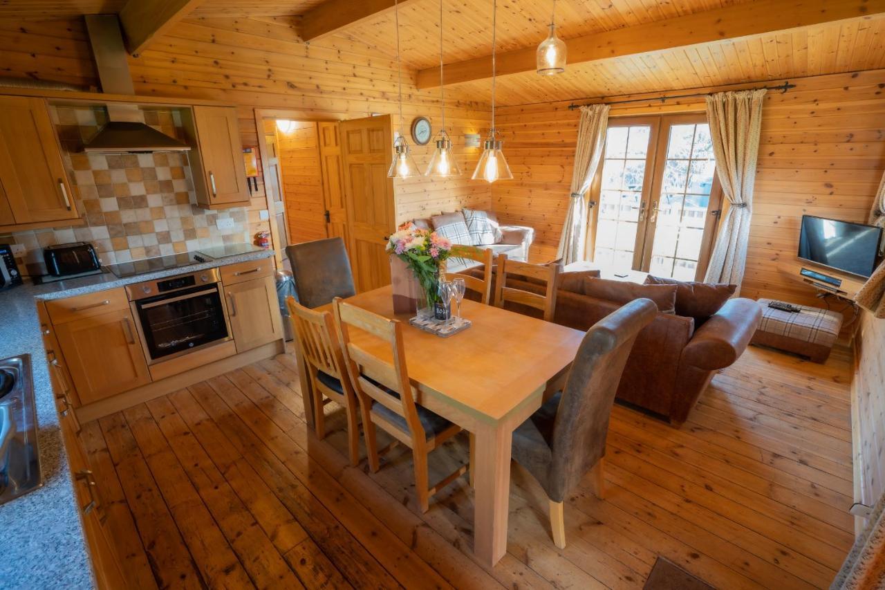 Wall Eden Farm - Luxury Log Cabins And Glamping Highbridge Exterior foto