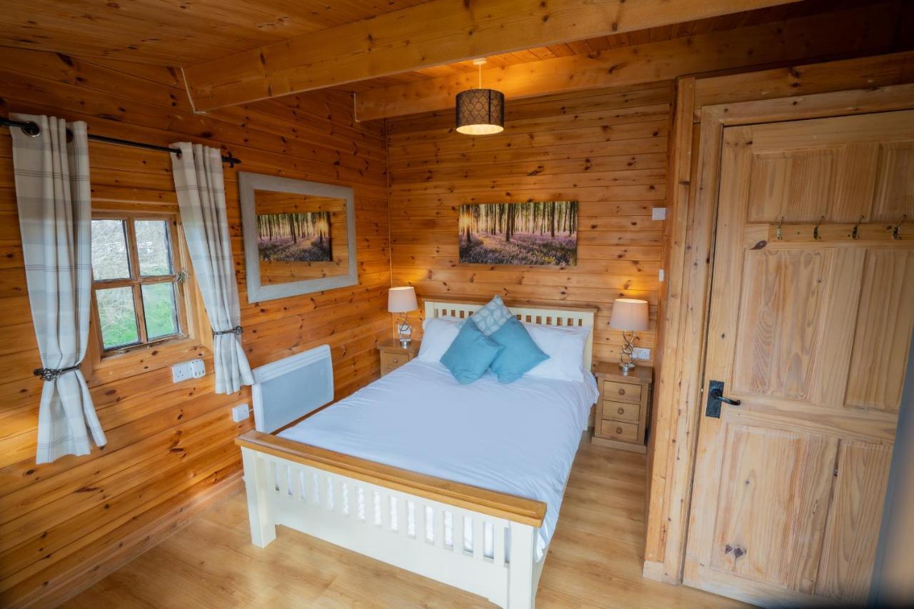 Wall Eden Farm - Luxury Log Cabins And Glamping Highbridge Exterior foto